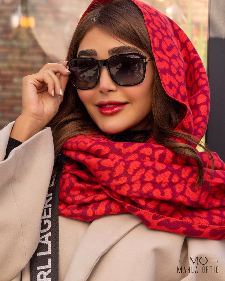 عینک آفتابی زنانه Jeans Club مدل GSA8227