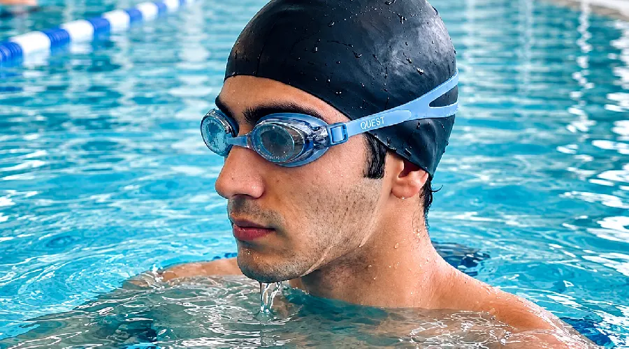 عینک شنای نمره دار